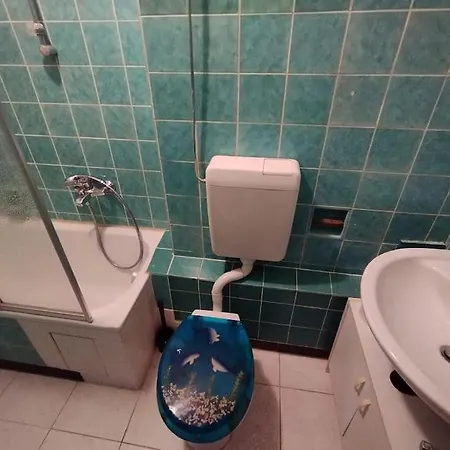 Mk 4 Bis Zu 5 Personen Bremen